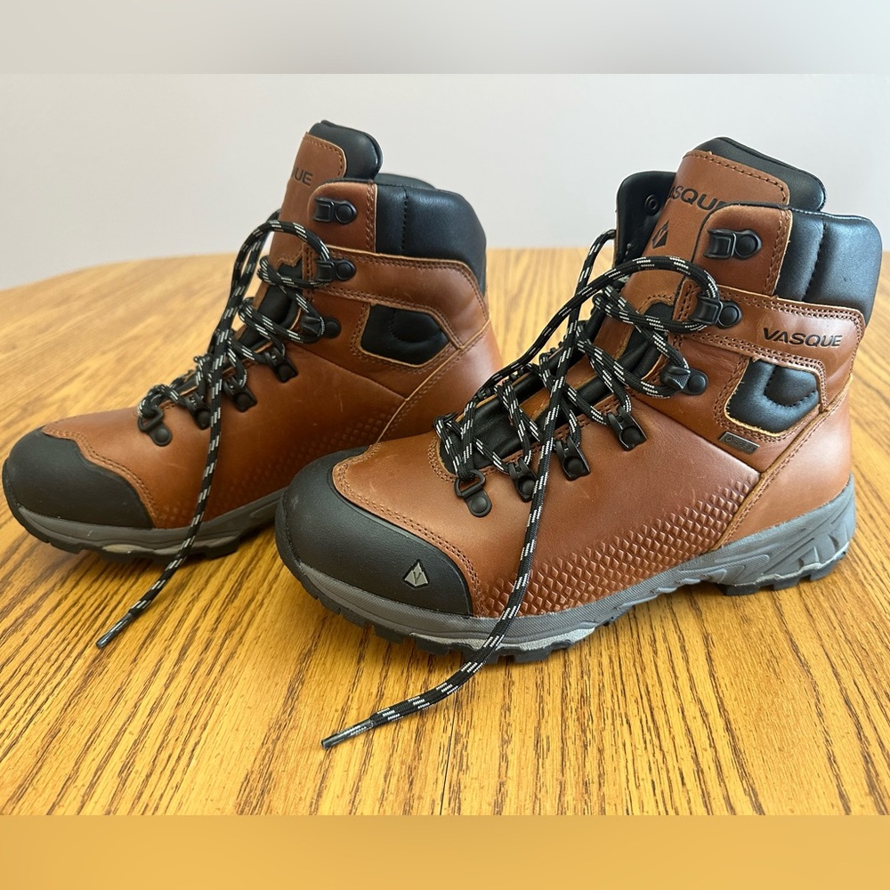 Vasque Women's Vibram Gore-Tex Brown and Black Lace Up Boots 9.5M - Picture 2 of 9